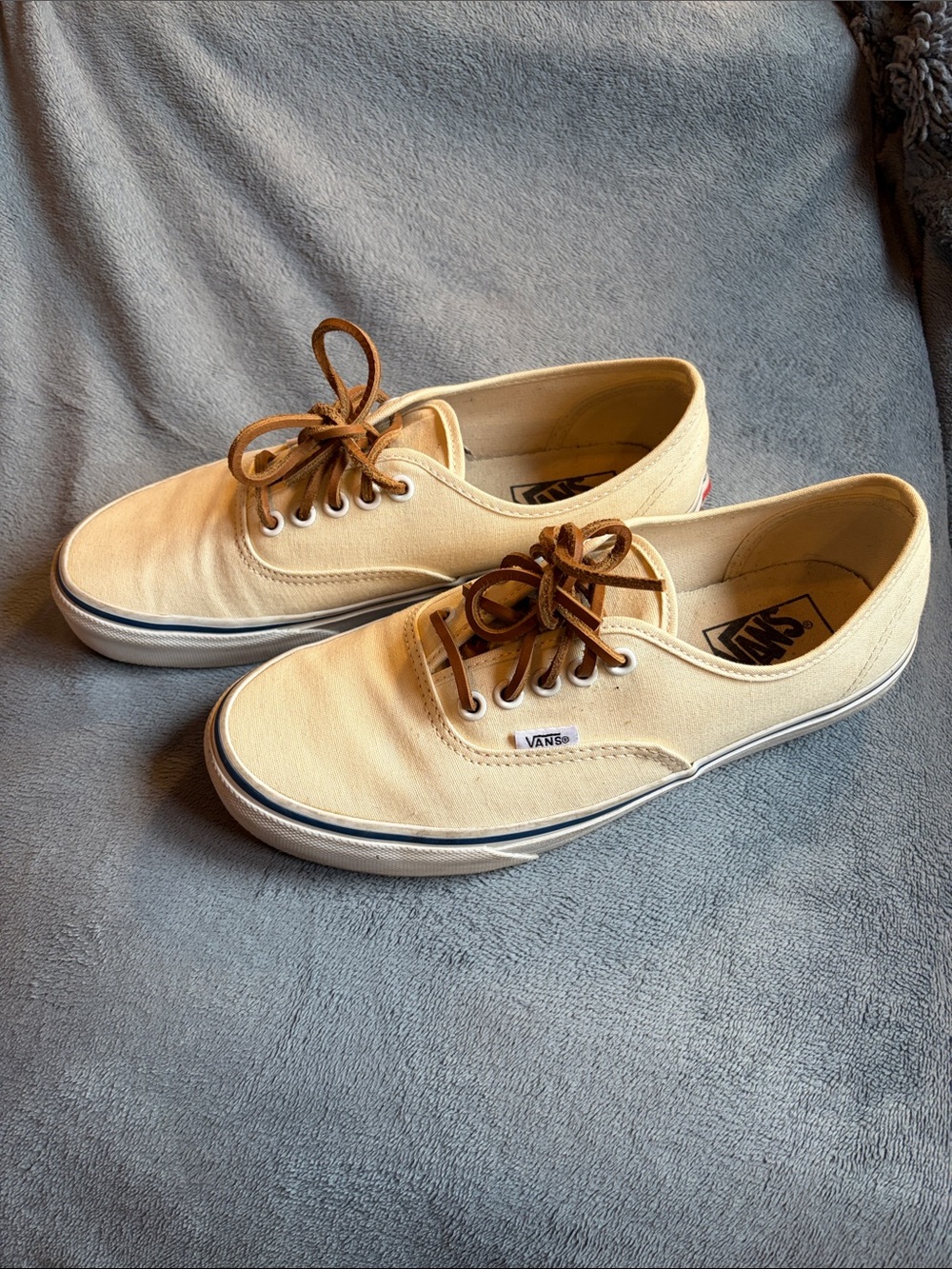 Vans Men’s Authentic Canvas Sneakers in Cream with Brown Laces Size 8